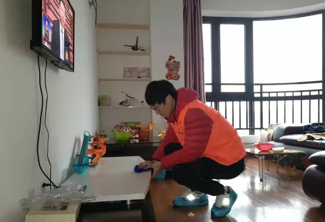 给长者做室内保洁1.png